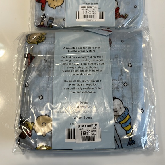 BAGGU X Peanuts Standard Size Tote Bag - Picture 4 of 5